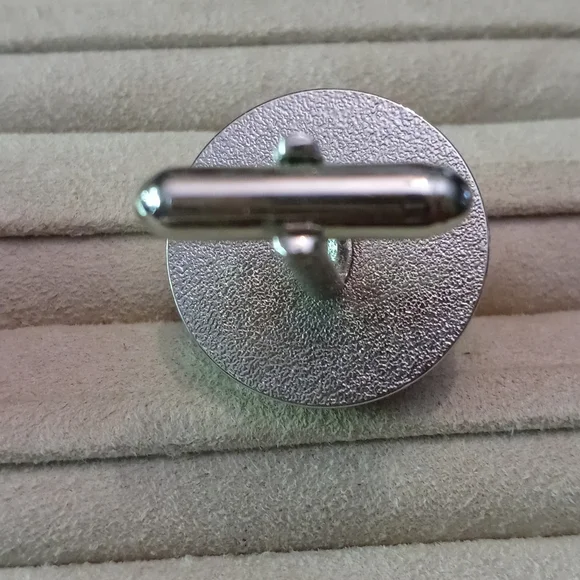 Vintage left and right pointng fingers cufflinks - Picture 4 of 4